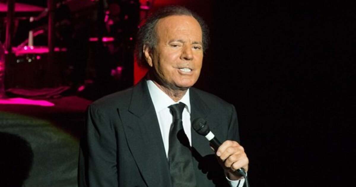 Veste Buna Pentru Fanii Julio Iglesias Artistul Revine La