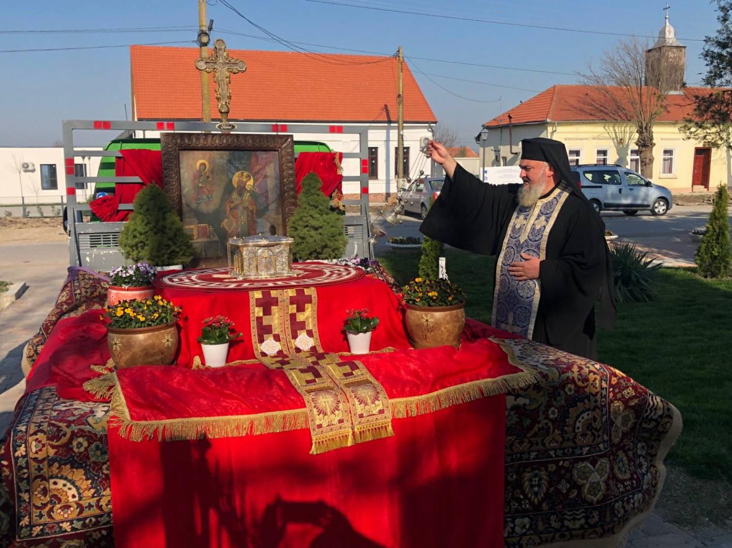 Moaște ale Sfântului Iosif cel Nou au străbătut străzile unei localități de lângă Timișoara