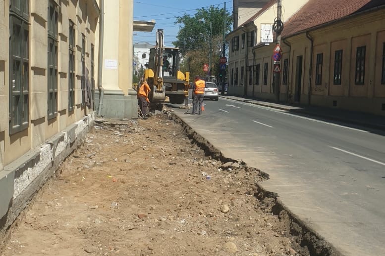 lucrari centru bd. republicii santier trotuare SDM 3