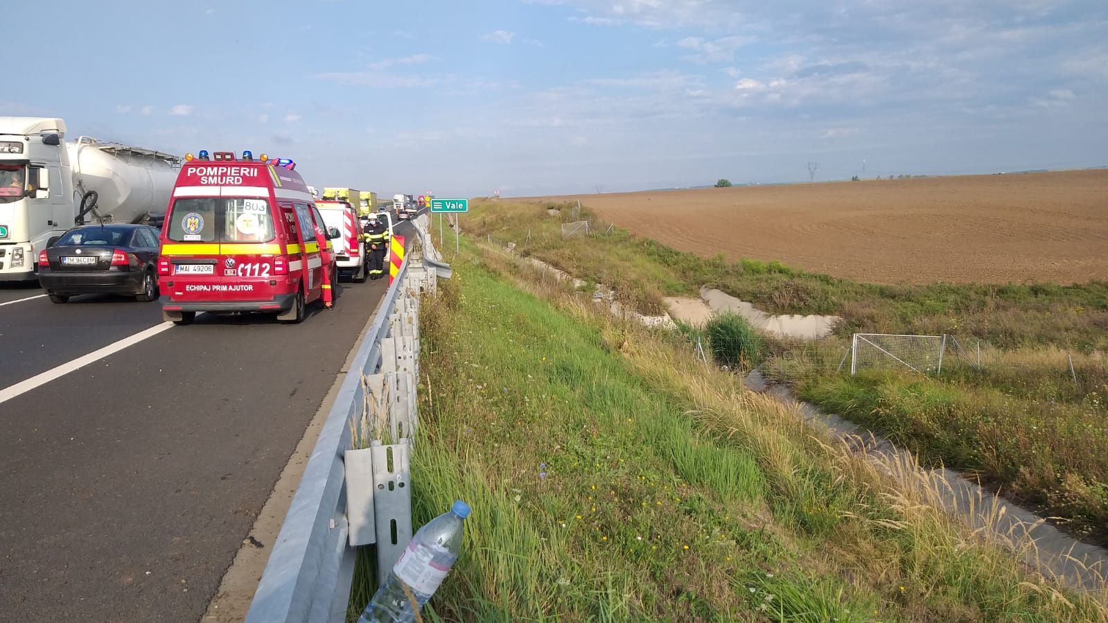 Autocisternă răsturnată pe autostrada A1