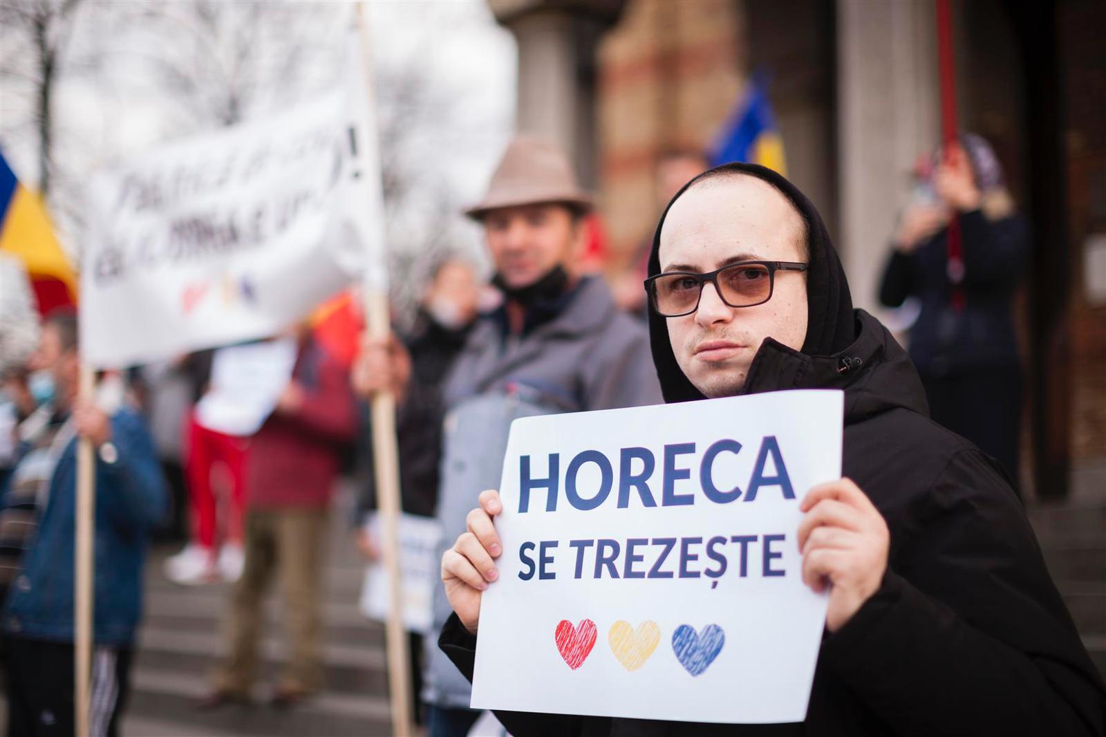 Proteste la Timișoara, împotriva restricțiilor impuse în pandemie. FOTO - Cornel Putan (6)