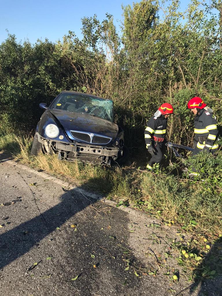 Accident cu patru victime, la Deta