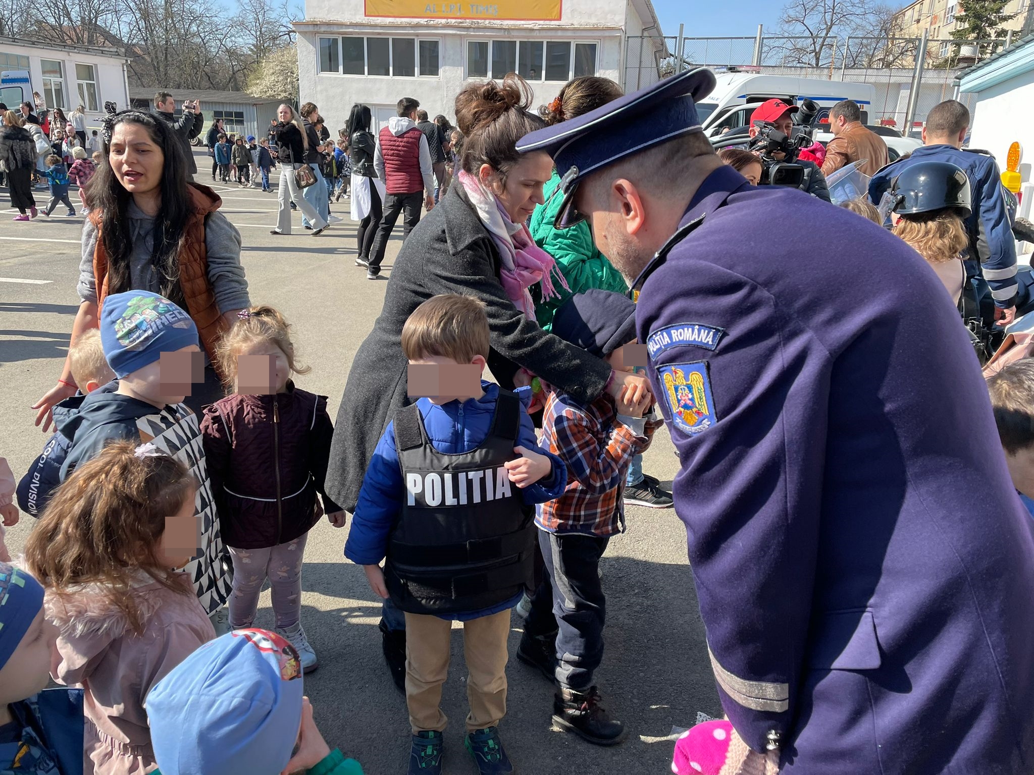 demonstratii politie (23)