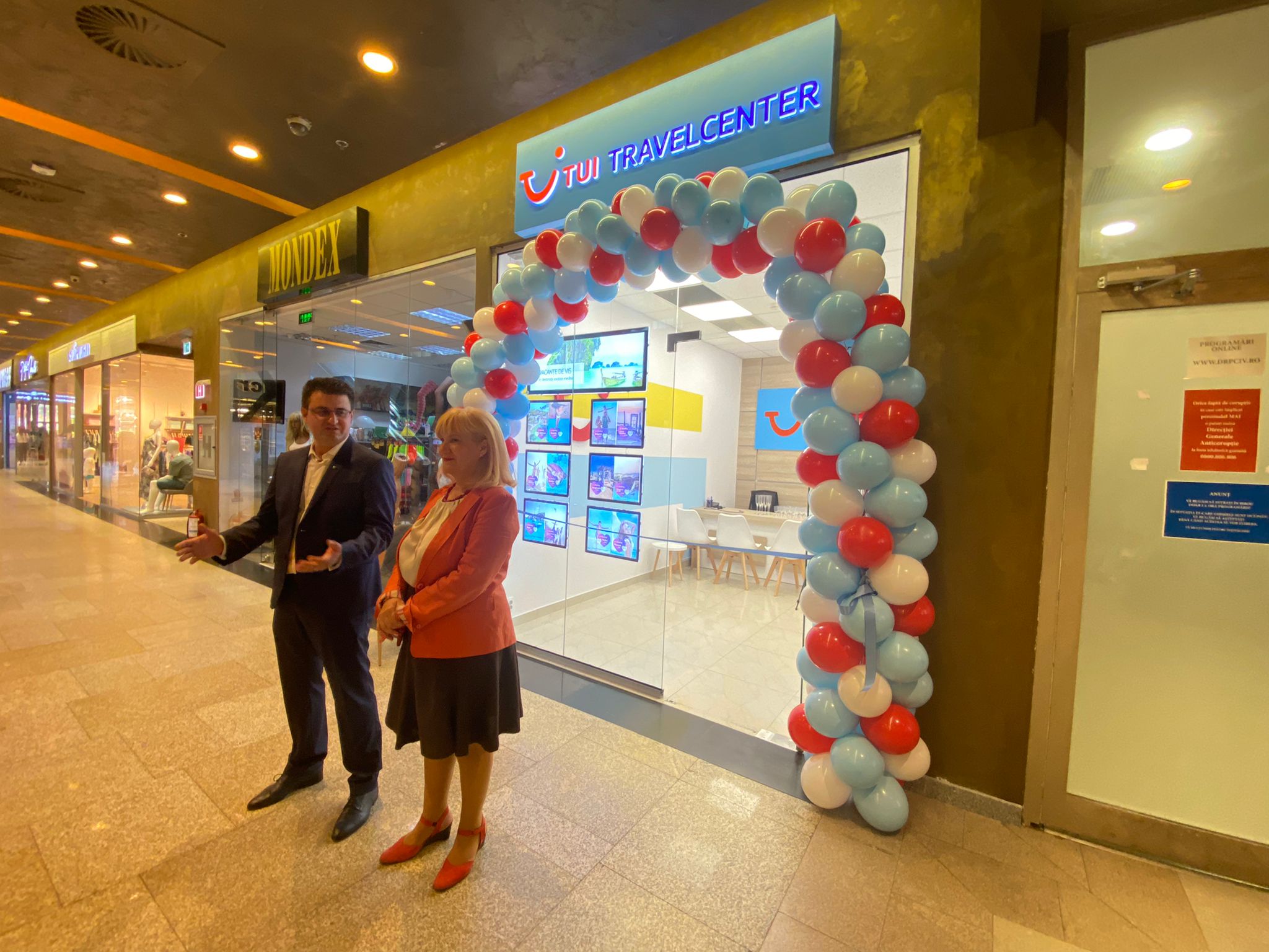 TUI TravelCenter