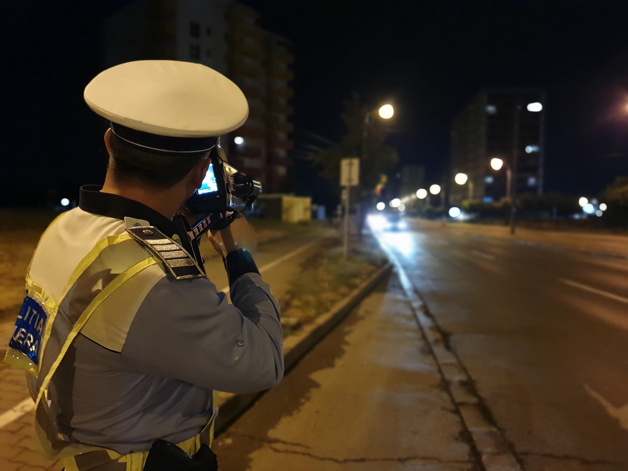 razie timisoara rutiera politist pistol radar