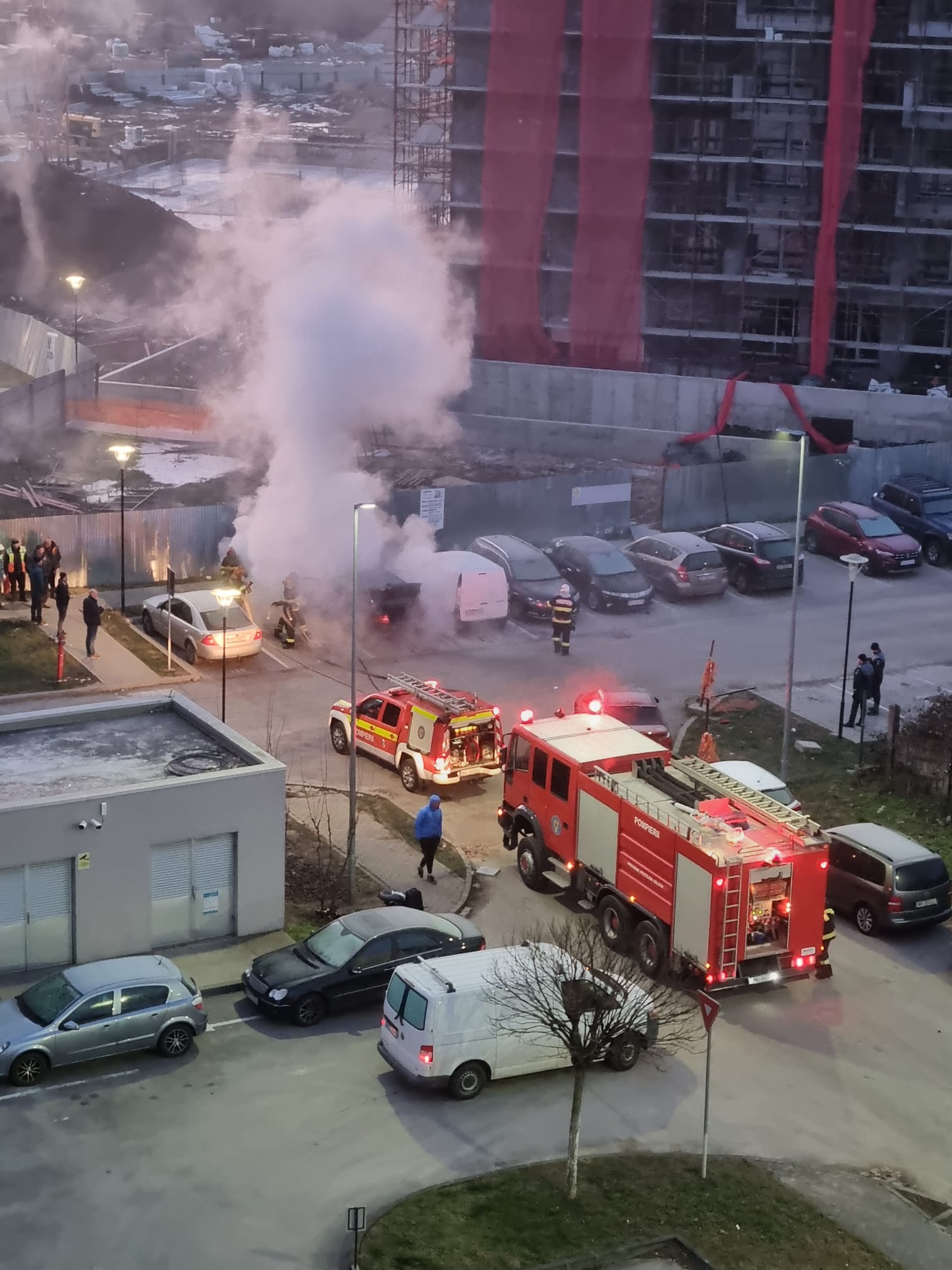 incendiu masina parcare timisoara (2)