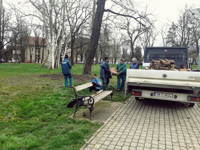 Flori Parcul Justiției