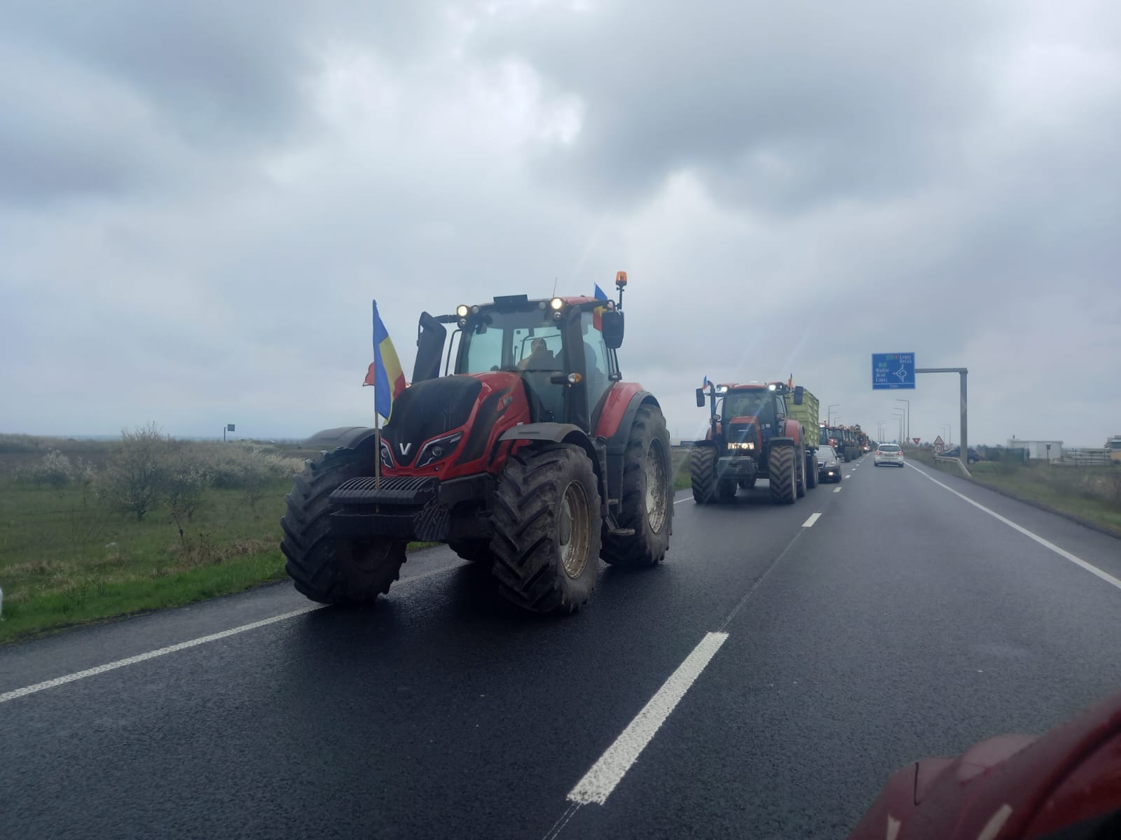 protest agricultori tractoare tractor (1)