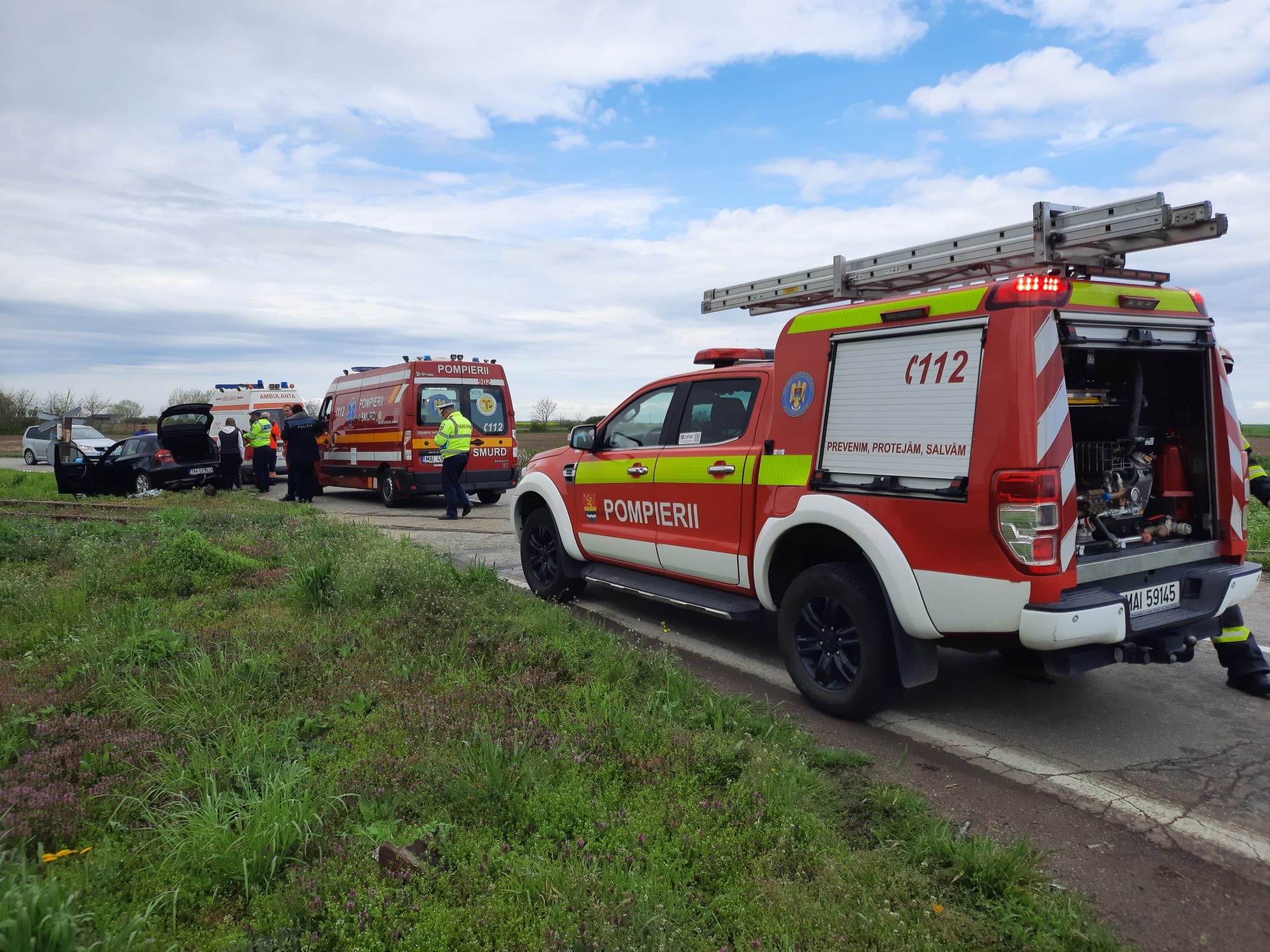 accident tren peciu