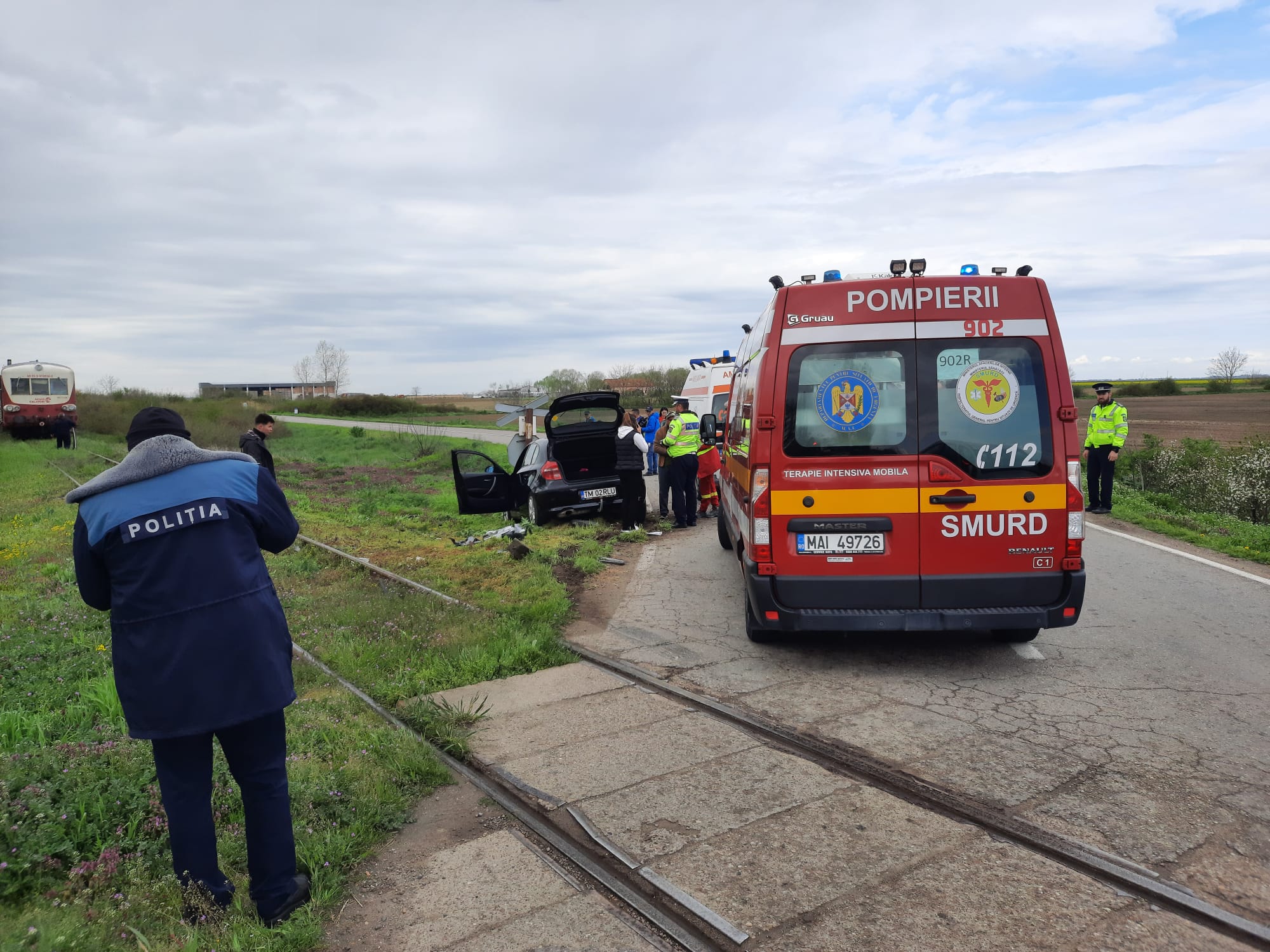 accident tren peciu