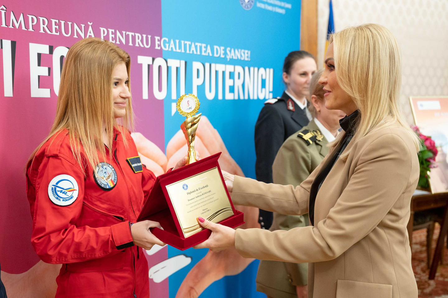 femei premiate egalitate de sanse gabriela firea (35)