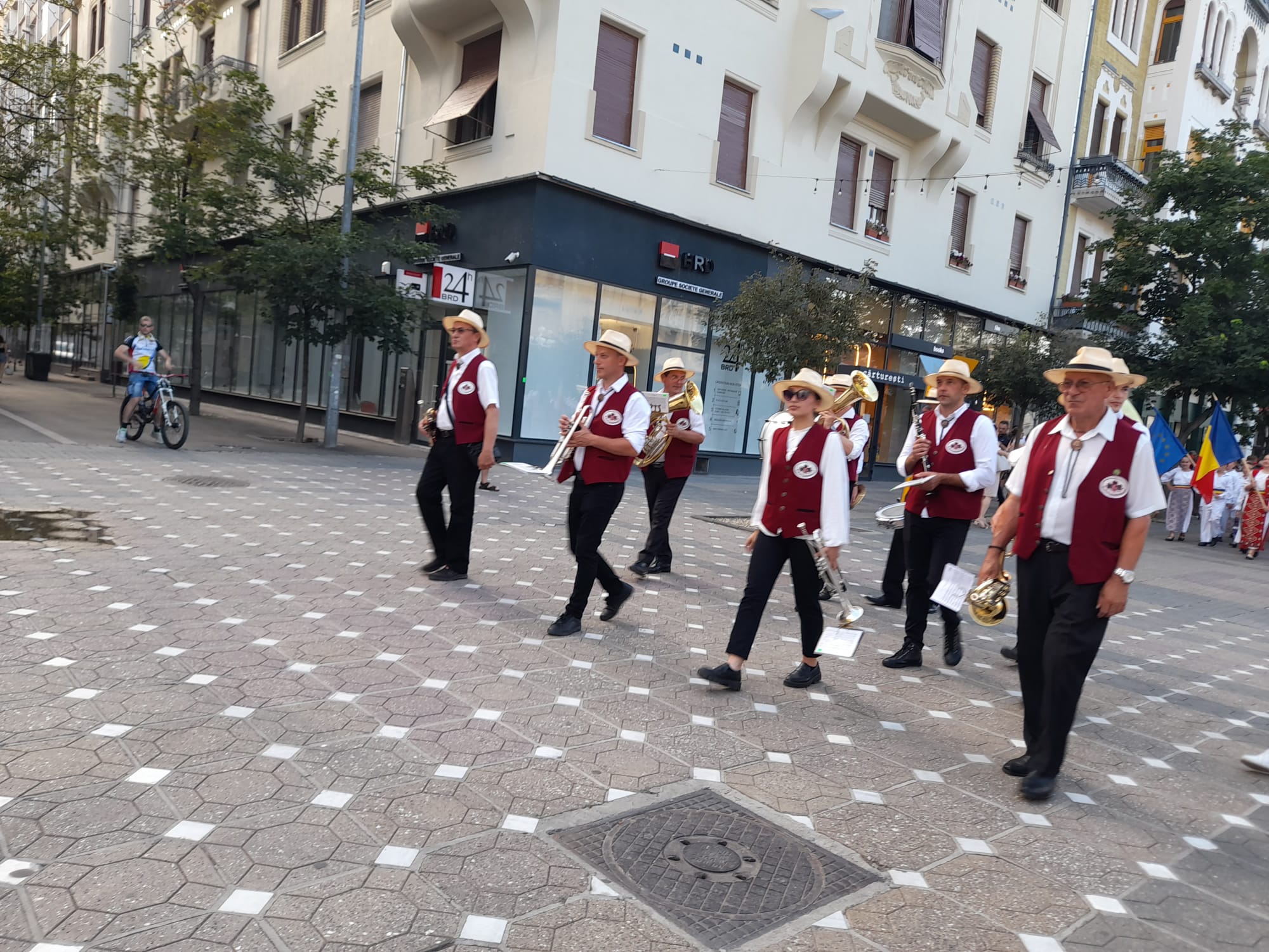 parada portului popular festivalul inimilor (9)