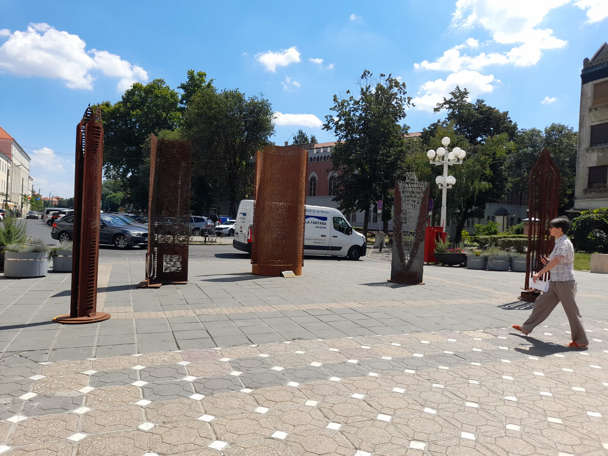 Expoziția „Ploaie la Timișoara, plumb și lumină”