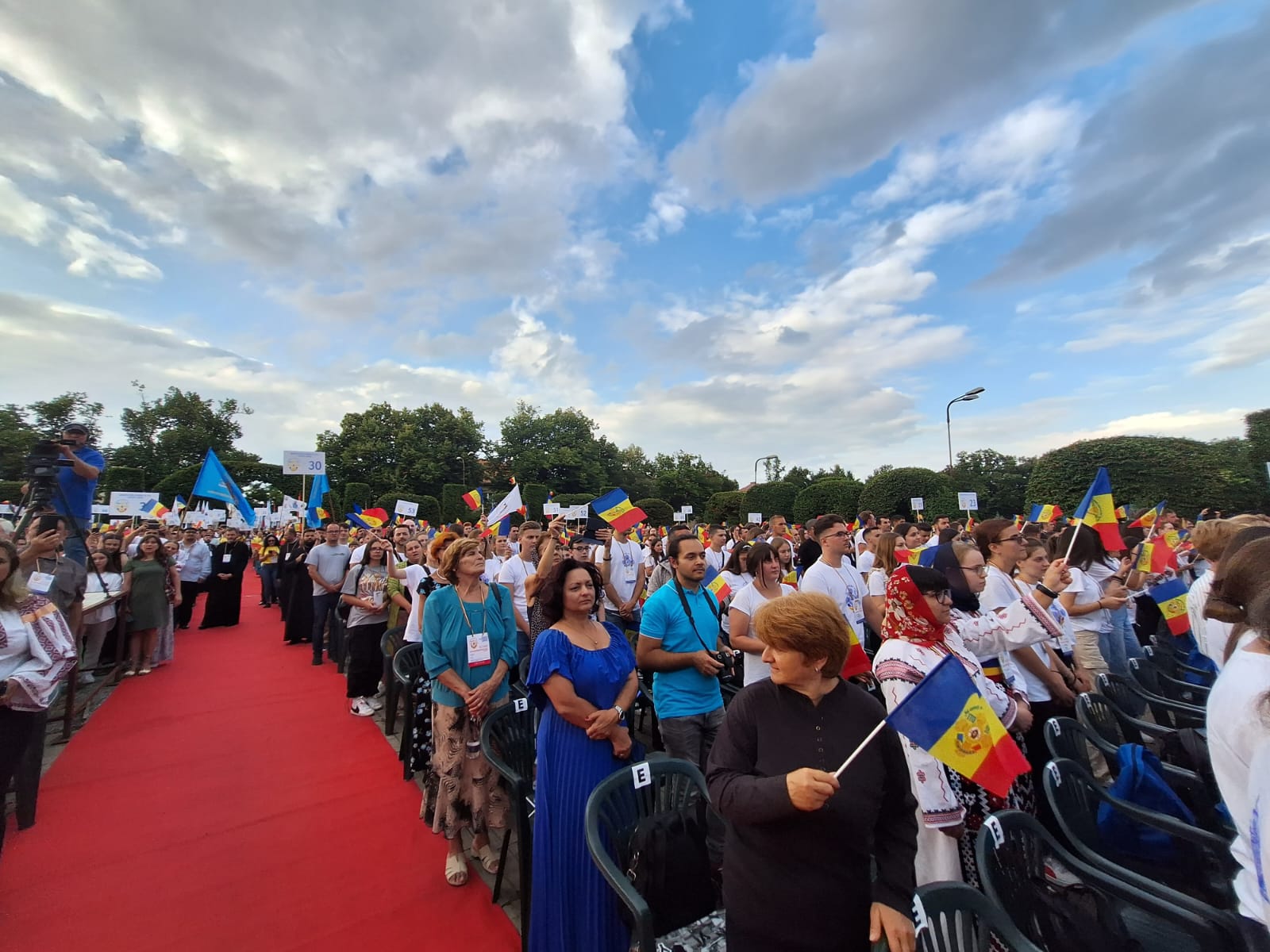 intalnirea tinerilor ortodocsi parcul rozelor (17)