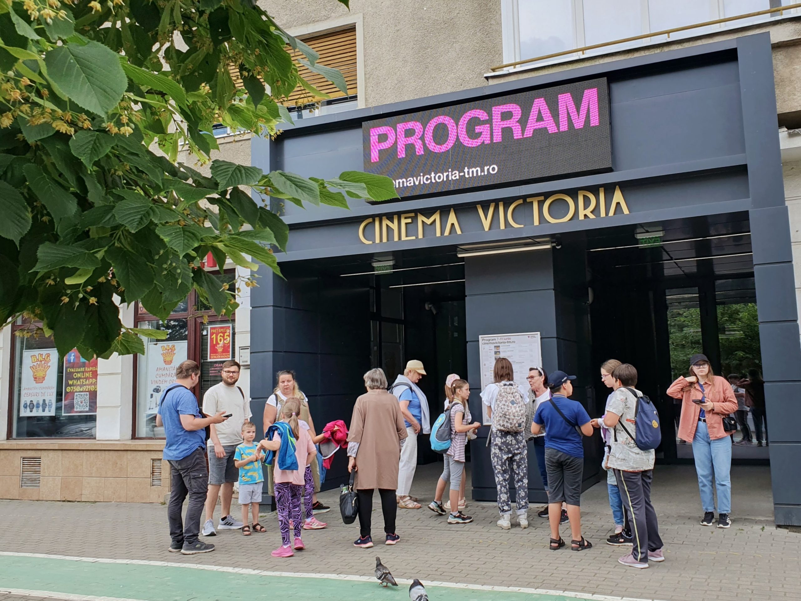 Cinema Victoria - intrare