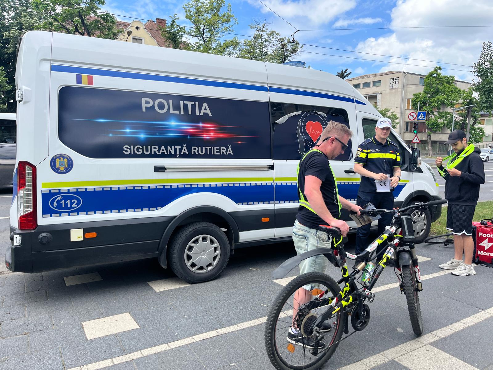 veste reflectorizante biciclisti politia rutiera timisoara (2)