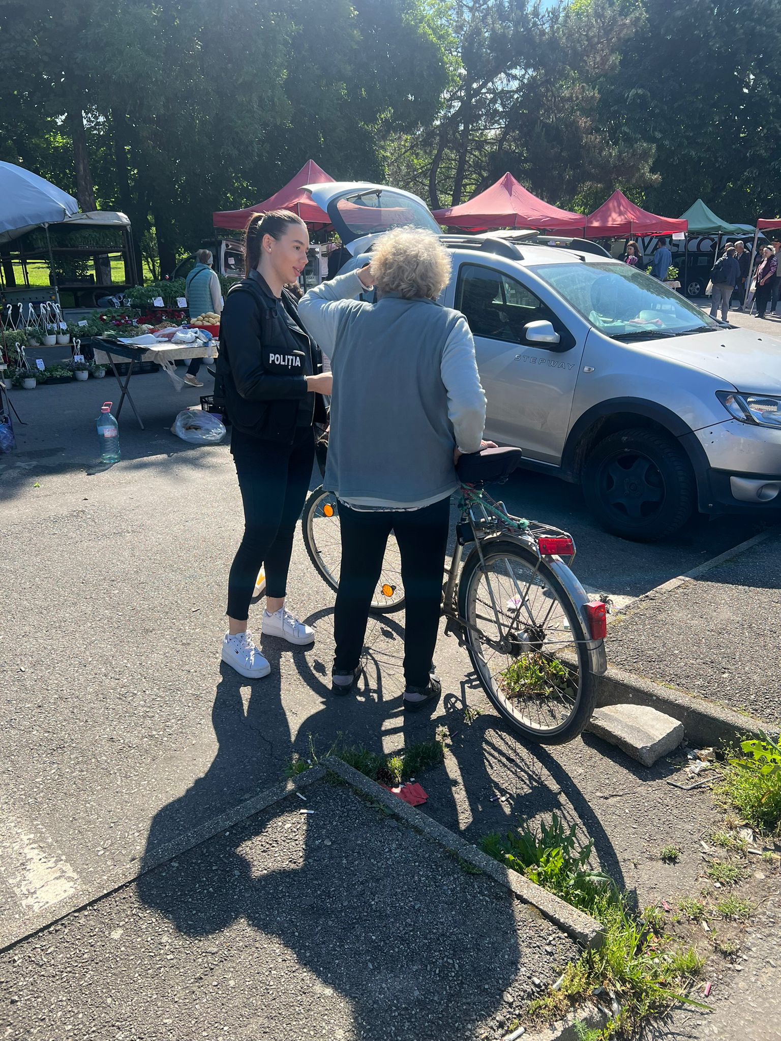 politisti informare stadion piata (5)