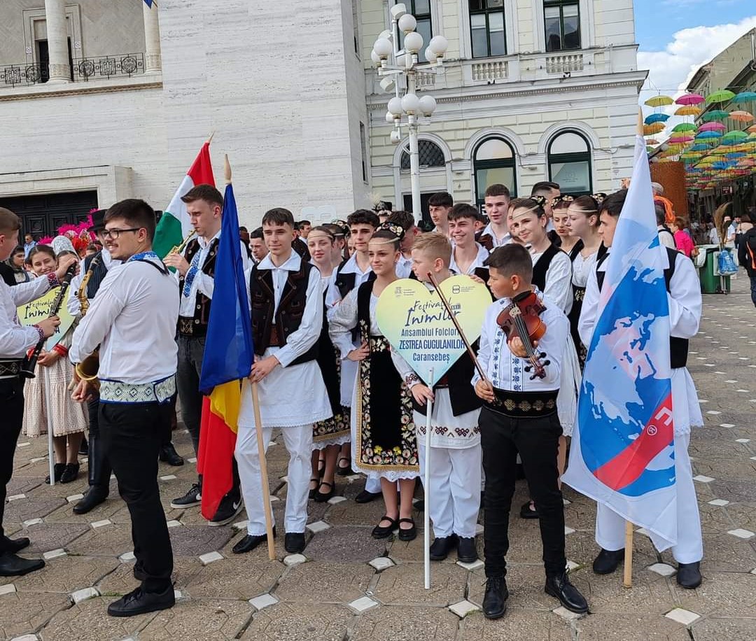 parada portului popular festivalul inimilor 2024 (5)