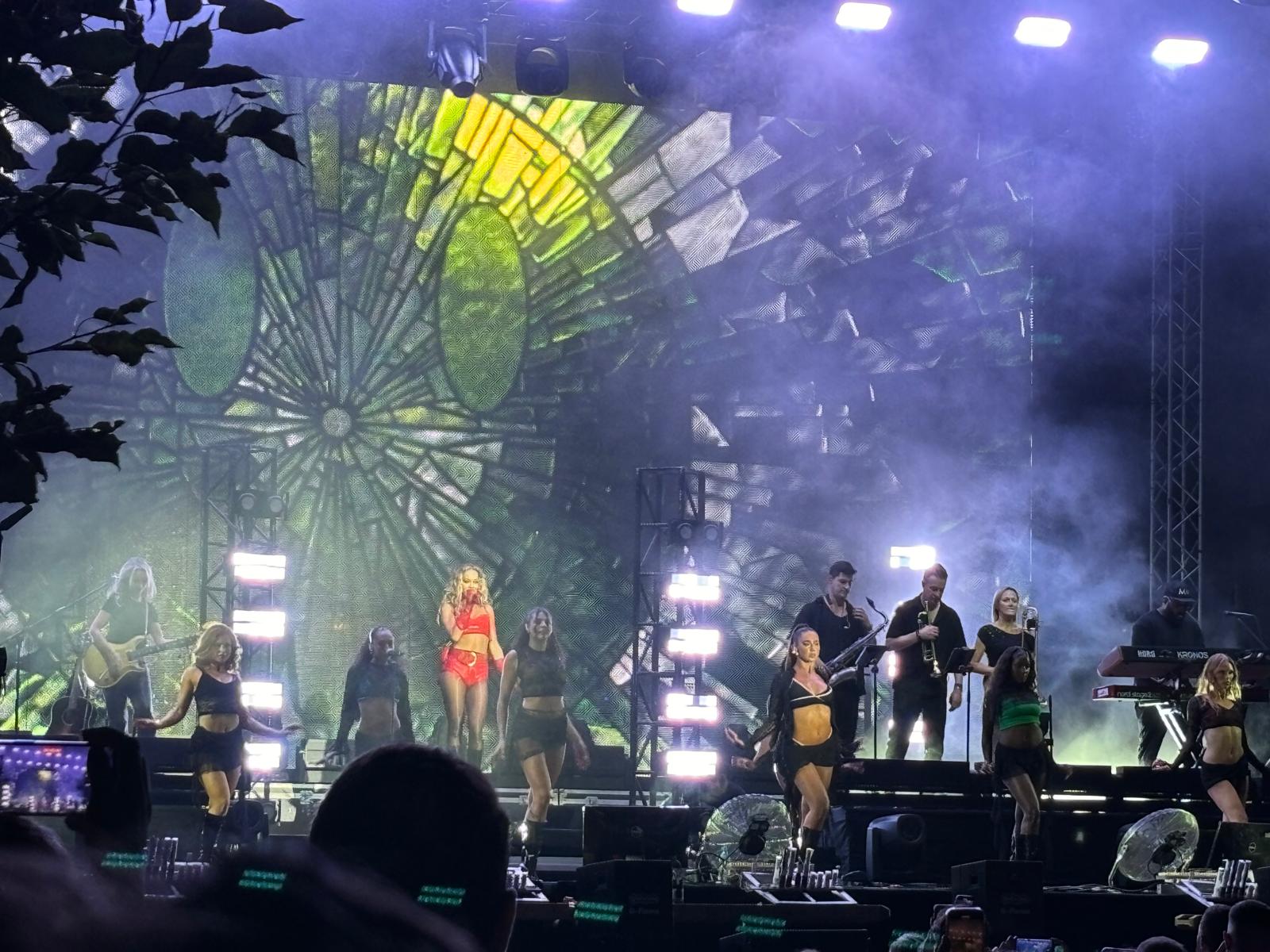 concert rita ora timisoara celebrarea orasului (12)