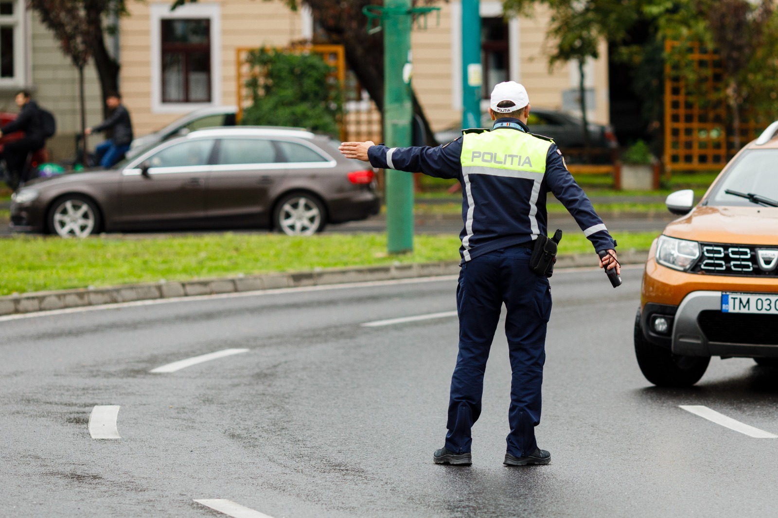 polițiști rutieri mașini oprite razie 6