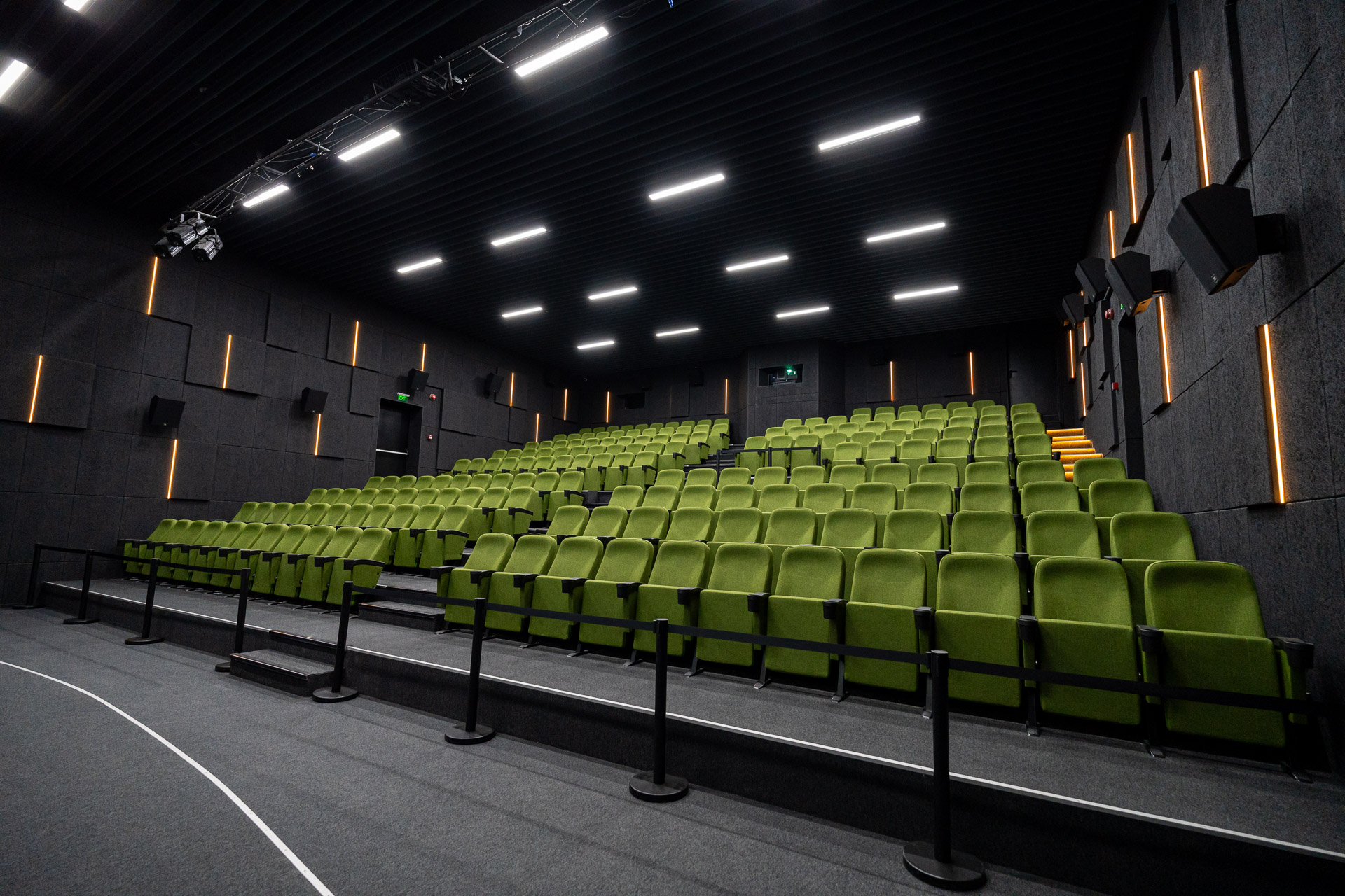 cinema studio (4)