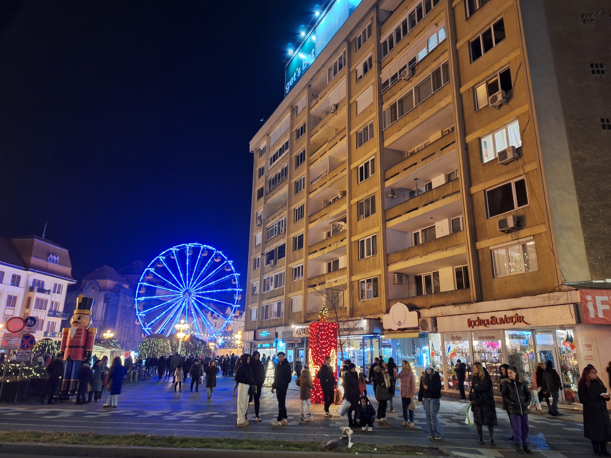 targ de craciun 2024 piata victoriei