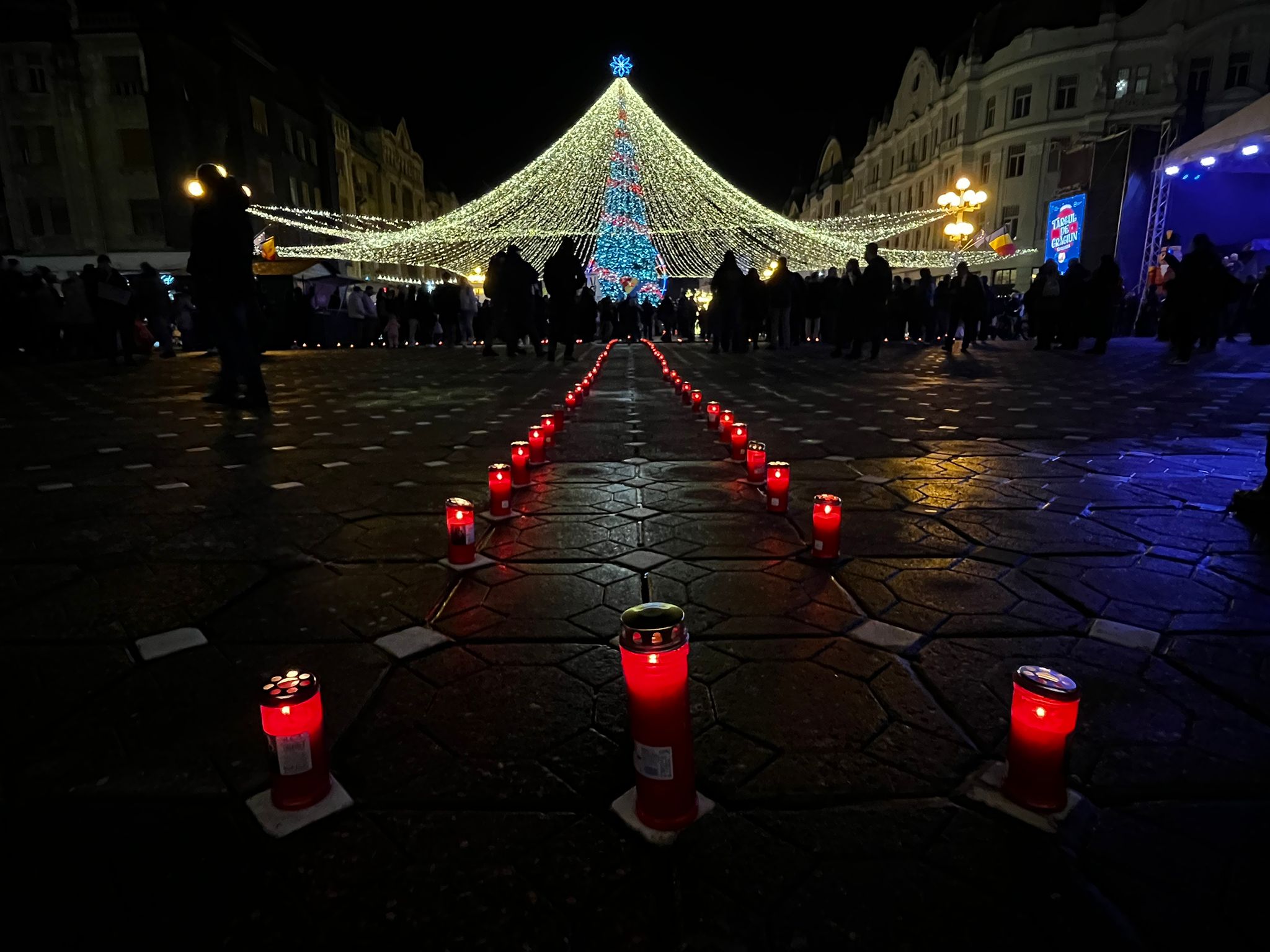 marsul eroilor 2024 candele piata victoriei